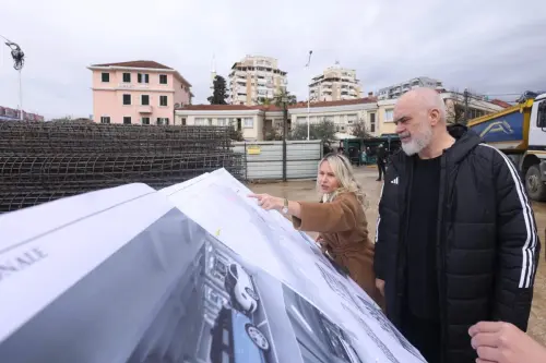 Projektet dinjitoze për modernizimin urban të kryeqytetit po transformojnë rrugët dhe sheshet