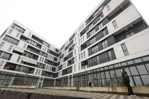 Transformimi i lagjes “5 Maji” në kryeqytet vazhdon me rikonstruksionin e rrugëve kryesore.