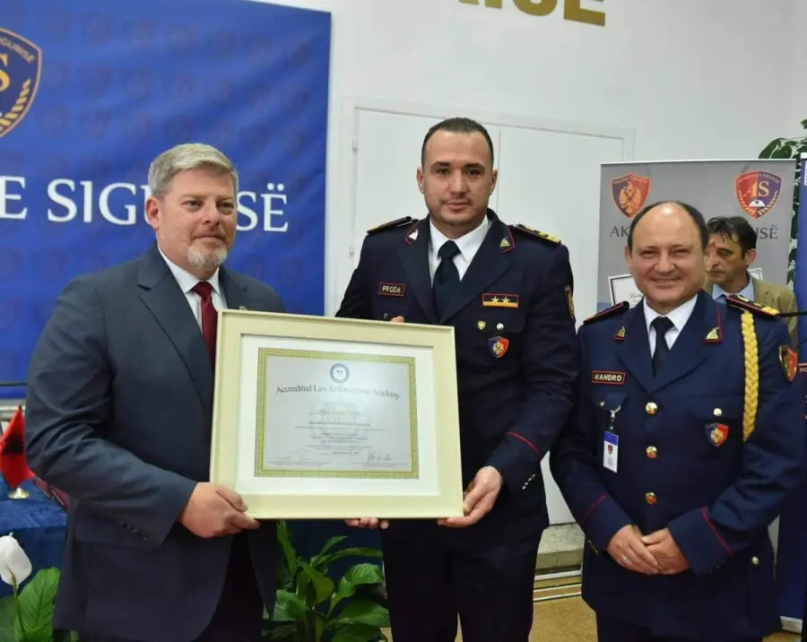 Akademia e Sigurisë përuron akreditimin ndërkombëtar të Kolegjit Profesional të Formimit Policor