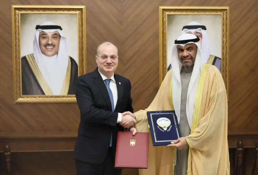 Ministri Hasani në vizitë zyrtare në Kuvajt: 