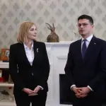 Ministri Vengu prezanton zv.ministren e Mbrojtjes Blerina Abrazhdën