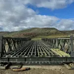 Forcat e Armatosura përfundojnë urën Bailey në fshatin Lapardha 2, Berat, në ndihmë të komunitetit