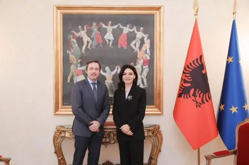 Spiropali pret Ambasadorin e ri të Italisë