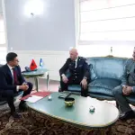 Ministri Vengu takon komandantin e FSK: Shqipëria qëndron përkrah Kosovës për stabilitetin rajonal