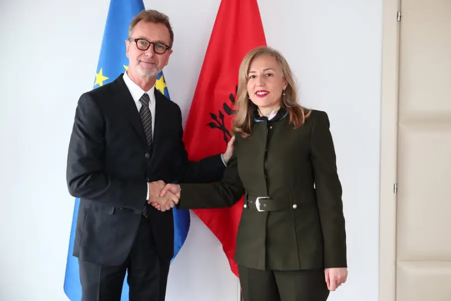 Ambasadori i BE Gontazo takim me Kryetaren e KLP