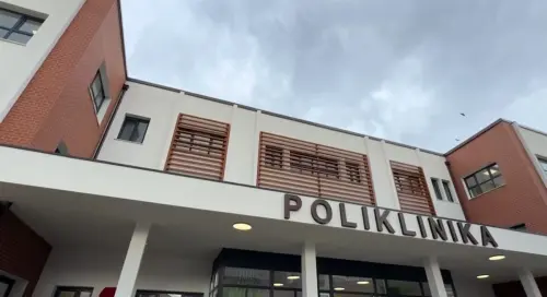 Hapet Poliklinika e Specialiteteve në Shkodër , një ndër infrastrukturat më moderne