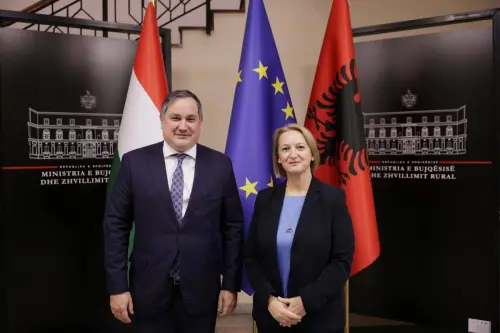 Shqipëria dhe Hungaria bashkëpunim për të forcuar lidhjet ekonomike