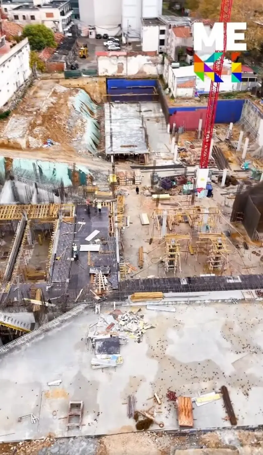 Teatri Kombëtar , punimet ecin me ritme të shpejta