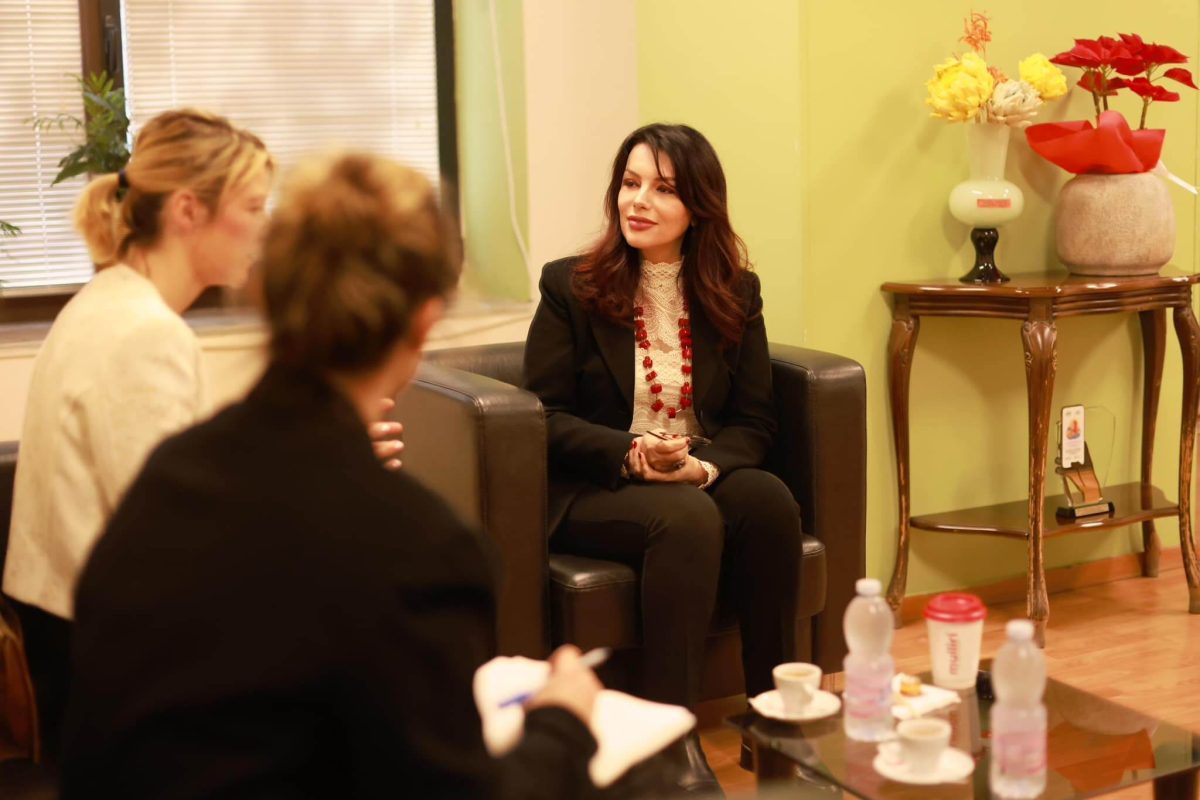 Zana Çela takim me Ambasadoren e Hungarisë , turizmi shqiptar për  hungarezët