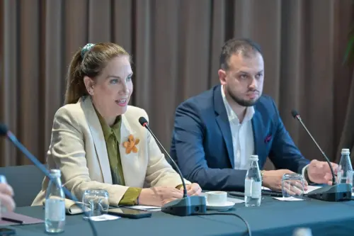 Konferenca “Menaxhimi i qëndrueshëm miqësor me klimën në sektorin e mbetjeve të ngurta” u zhvillua sot nga Ministira Turizmit , KfW, SECO