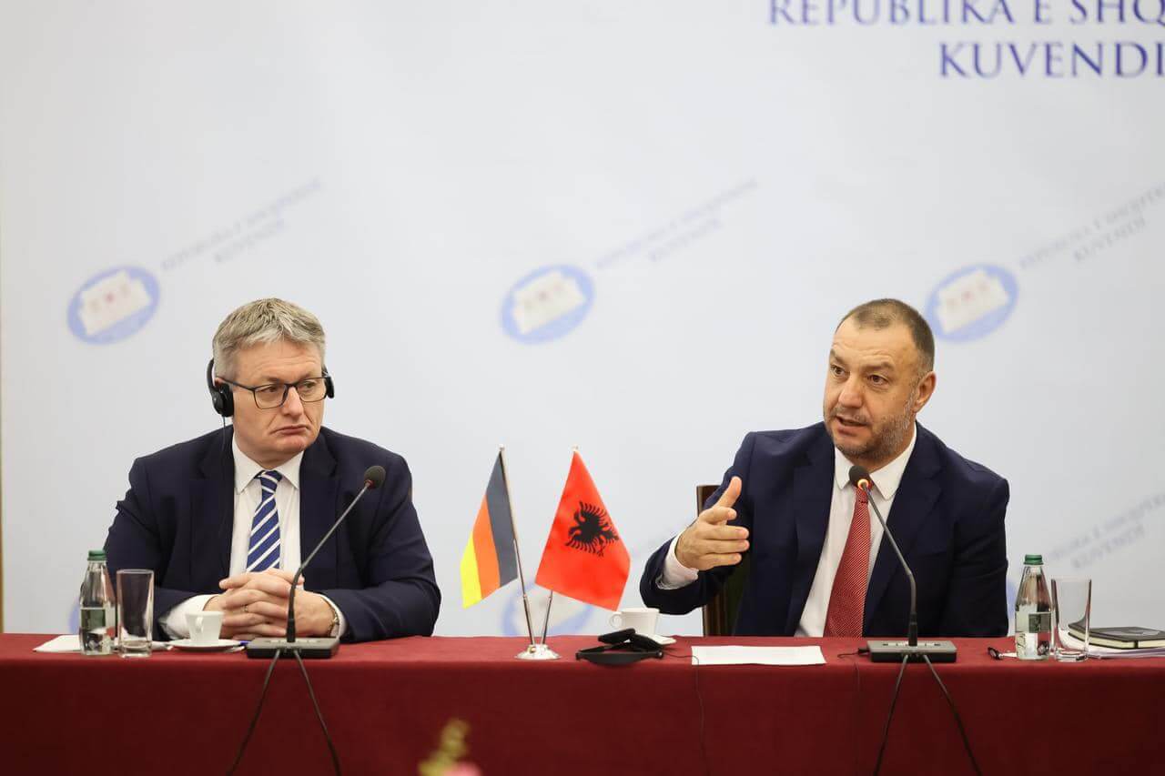 Eduard Shalsi në kuvend me homologët gjerman