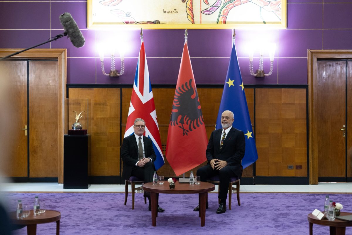 Kryeministri Rama pret në Tiranë homologun britanik Keir Starmer , firmosen marrëveshje të reja bashkëpunimi