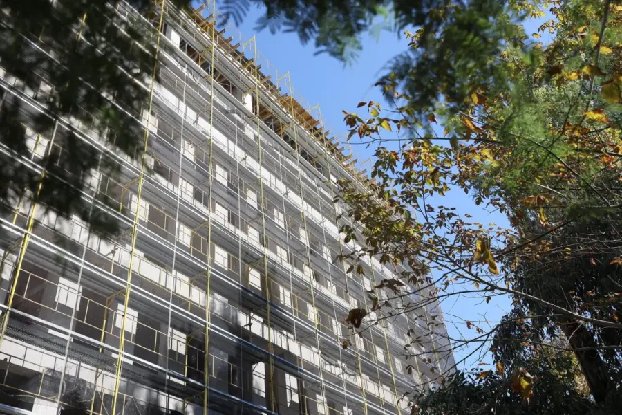 Rikonstruktimi i Fakultetit të Inxhinierisë së Ndërtimit dhe Arikitekturës , kryeminstri Rama ndan pamjet