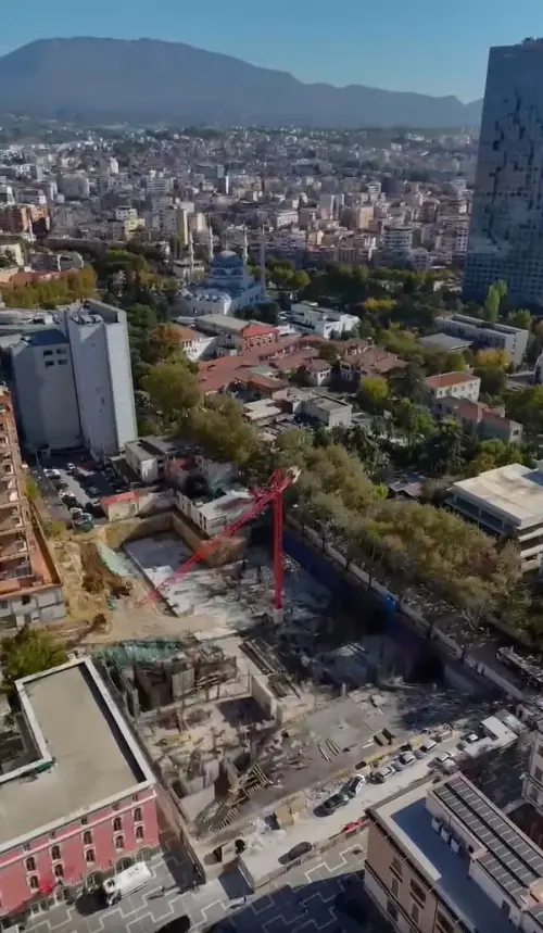 Vijojnë punimet e Teatrit të ri Kombëtar , Rama ndan pamjet në rrjete sociale