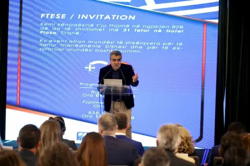 Forumi i Biznesit Shqipëri-Greqi , ministri Gonxhaj ndan pamjet