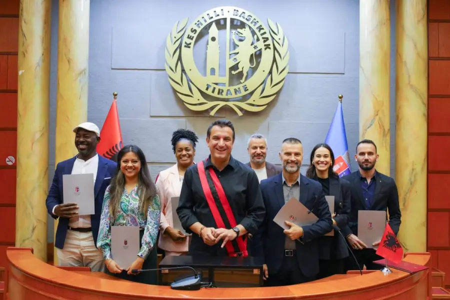 Shtatë qytetarë të rinj ndërkombëtarë bëhen pjesë e 