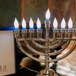 Hanuka: Kryeministri Rama uron komunitetin hebre në Shqipëri