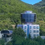 Pushime dimërore në Tiranë: Një fundvit i veçantë për shqiptarët