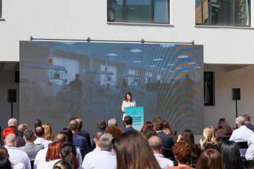 Marrëveshja e bashkëpunimit me “San Raffaele”, Koçiu: Synimi ynë është ta kthejmë QSUNT-në në një nga qendrat shëndetësore më të avancuara në Ballkanin Perëndimor