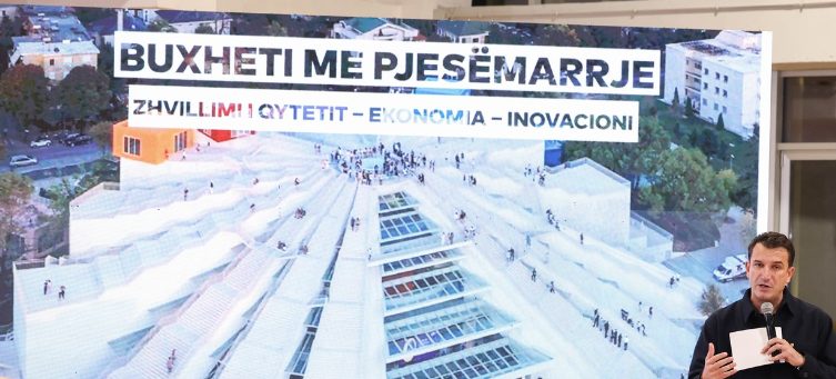 Projekti Bus Rapid Transit: Prezantohet risia e autobusëve në Tiranë