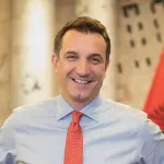 `I lumtur të takoja mikun tim`/Kryebashkiaku vlerëson homologun e tij në Barcelonë