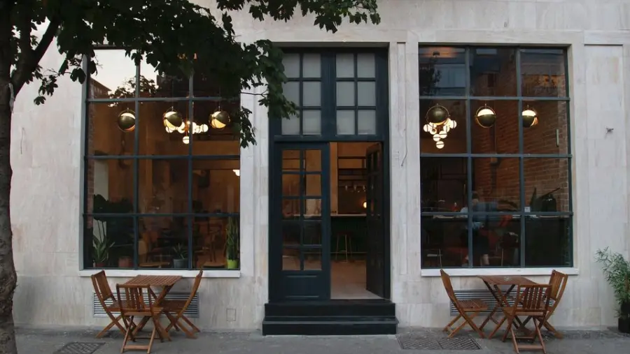 Destil Creative Hub në Tiranë: Zgjedhja juaj përfundimtare për argëtim dhe bashkëpunim