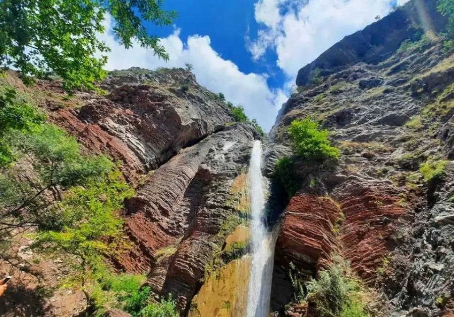 Ujëvara e Shëngjergjit: Destinacioni i preferuar i fundjavave